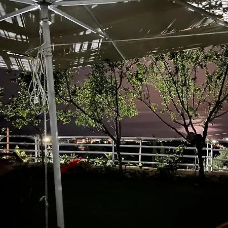 Persephone بيت ضيافة