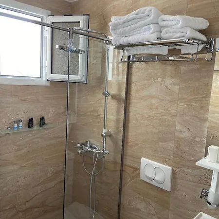 Persephone 4* Himare