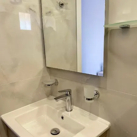 Persephone Affittacamere