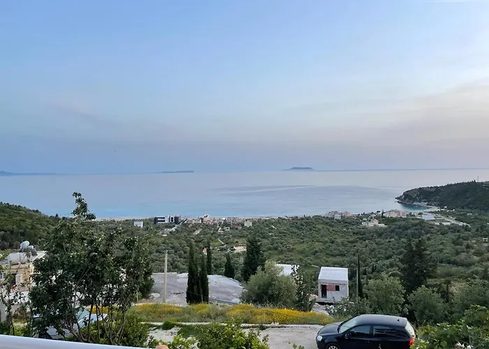 Persephone 4* Himare
