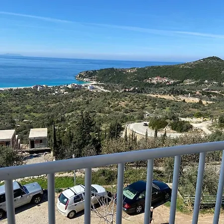 Persephone Guest house Himare