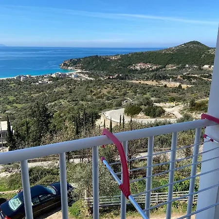 Persephone Guest house Himare