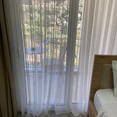 Persephone Vendégház Himara