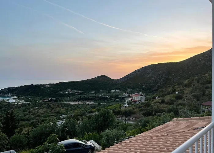 Persephone 4* Himare