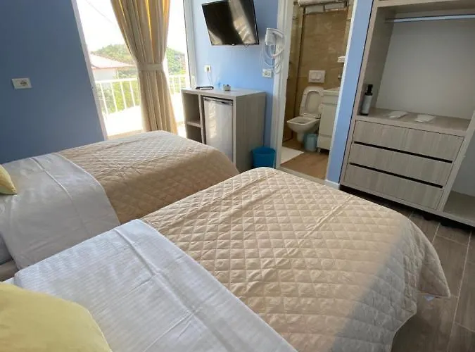 Guest house Persephone 4*