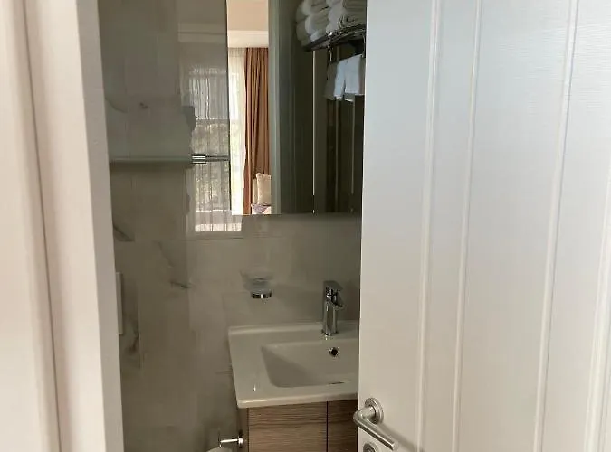 Guest house Persephone 4*