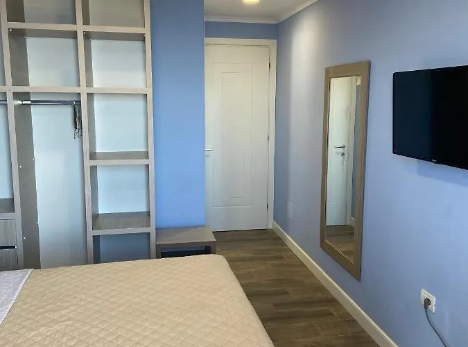 Persephone Guest house Himare