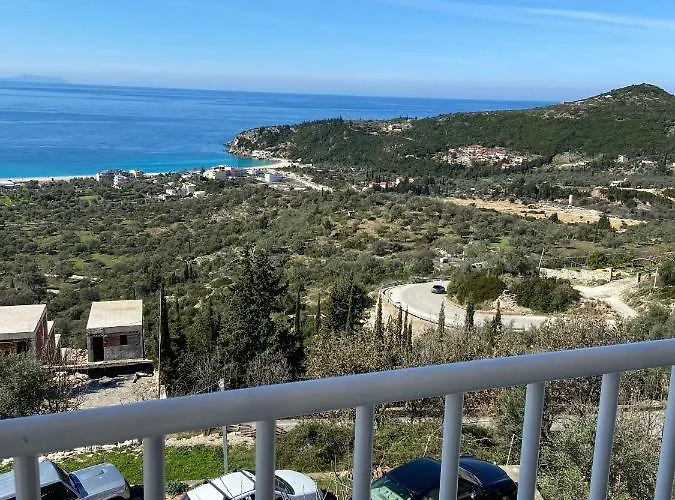 Persephone Guest house Himare