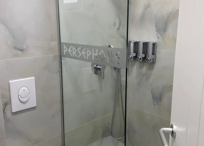 Persephone 4* Himare